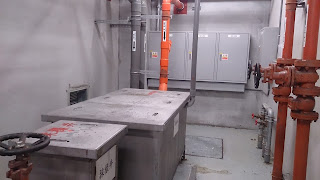廚餘油大鬧新大樓 責任歸屬各自表述