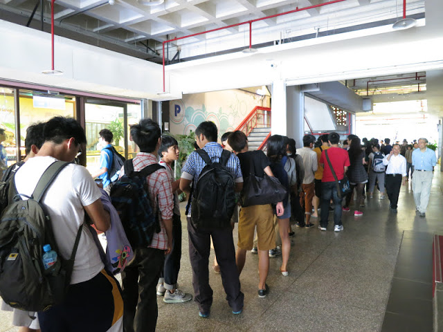 不只是擁擠－－東北校區的餐廳與人潮